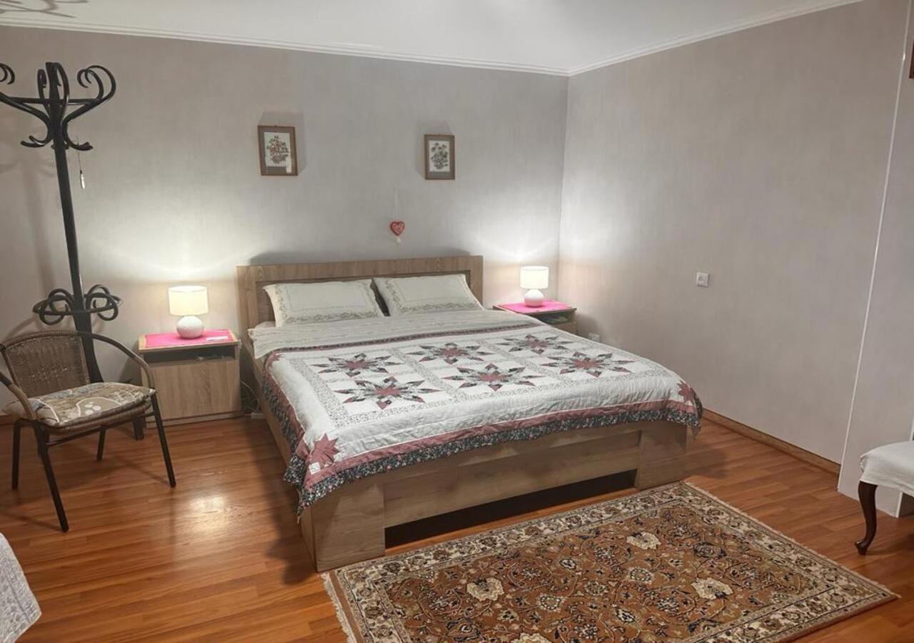 Beso-House Apartamento Borjomi Exterior foto