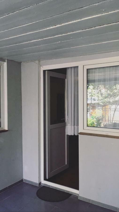 Beso-House Apartamento Borjomi Exterior foto